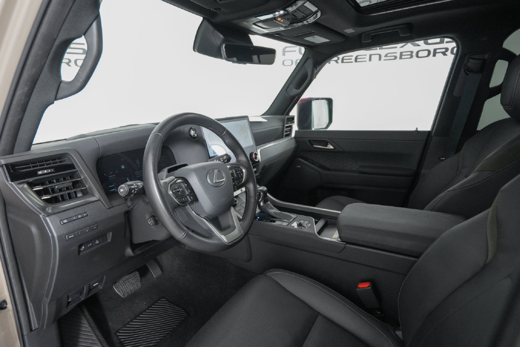 Used 2024 Lexus GX 550 AWD/4WD image 10