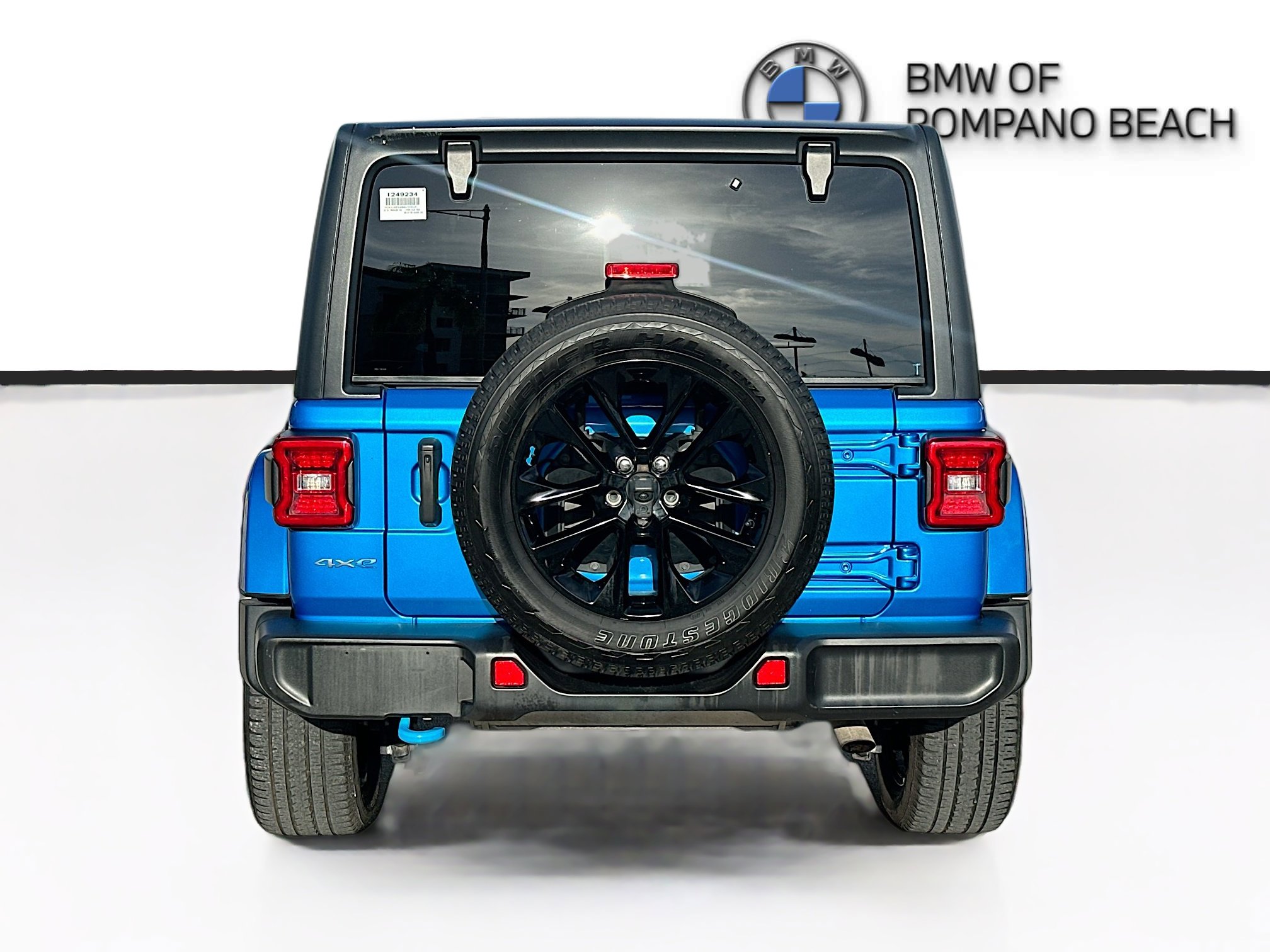 Used 2022 Jeep Wrangler Unlimited Sahara image 6