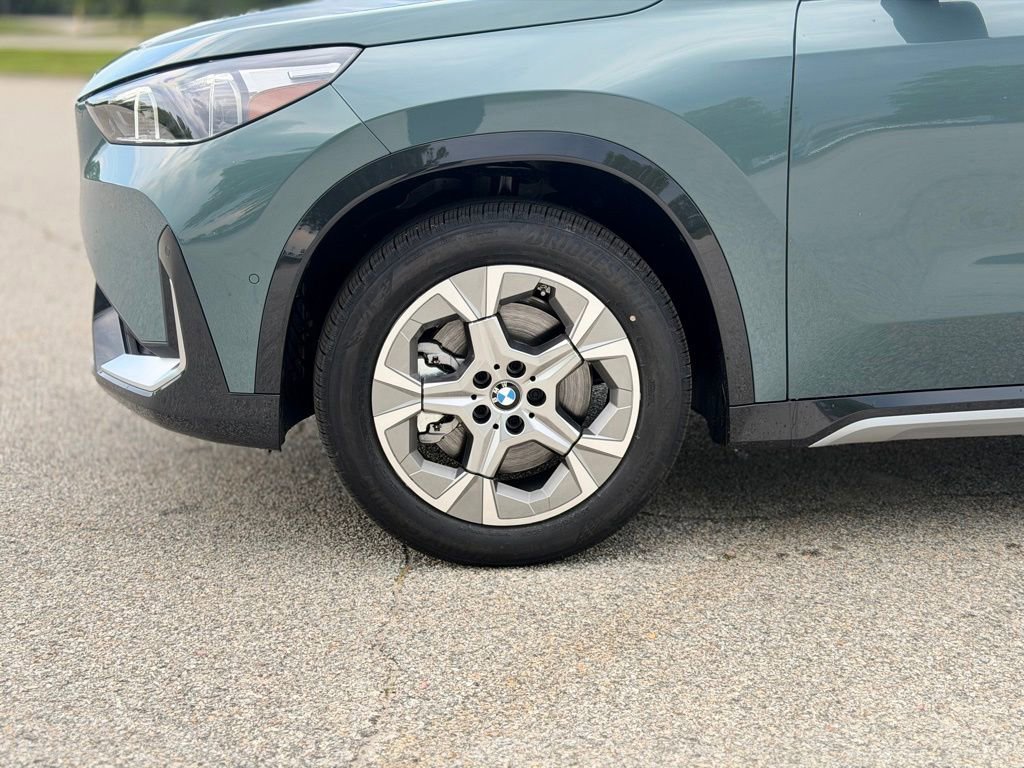 New 2026 BMW X1 xDrive28i w/ Technology Package AWD/4WD image 2