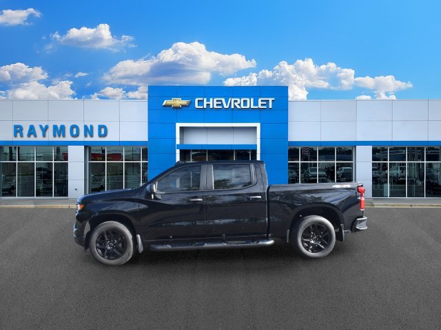 Used 2023 Chevrolet Silverado 1500 Custom w/ Rally Edition AWD/4WD image 6