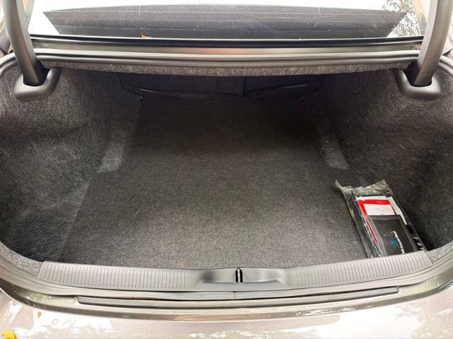 Used 2023 Dodge Charger SXT w/ Cold Weather Package RWD image 21