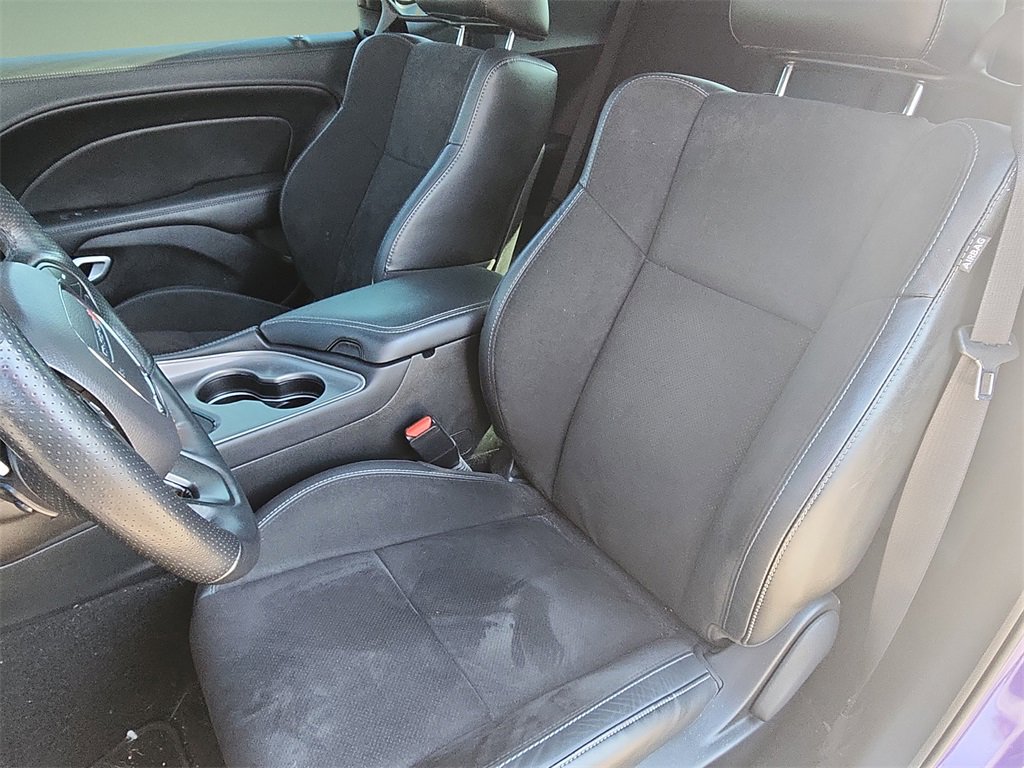 Used 2023 Dodge Challenger R/T w/ Plus Package image 9