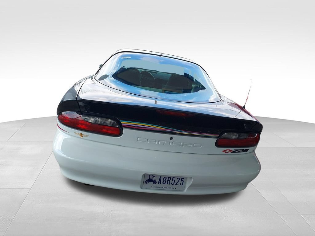 Used 1993 Chevrolet Camaro Z28 RWD image 4