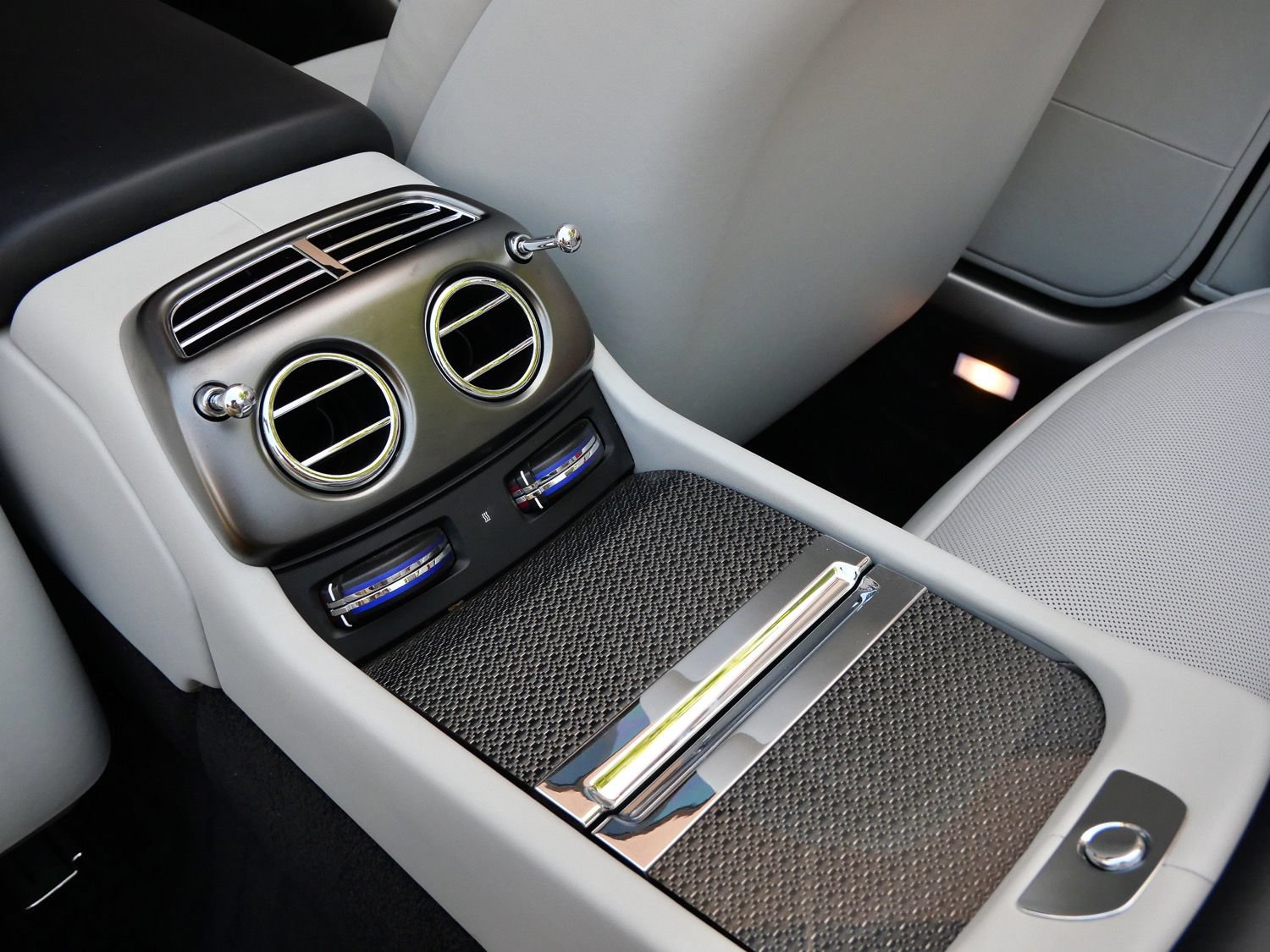 Certified 2020 Rolls-Royce Dawn RWD image 28