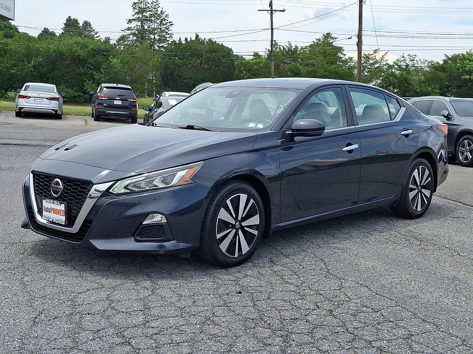 Used 2021 Nissan Altima 2.5 SV w/ SV Premium Package FWD image 3