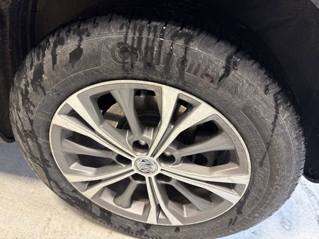 Used 2023 Buick Envision Preferred image 8