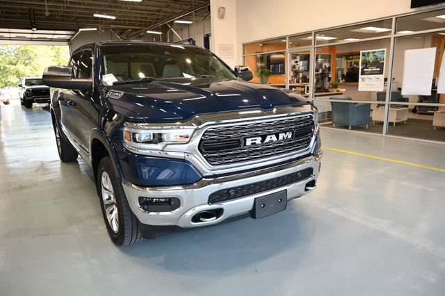 Used 2023 RAM 1500 Limited AWD/4WD image 3