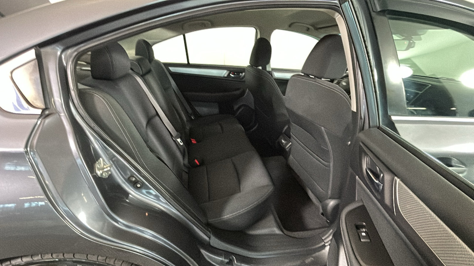 Used 2018 Subaru Legacy 2.5i Premium w/ Eyesight & BSD & Rcta & HBA AWD/4WD image 33