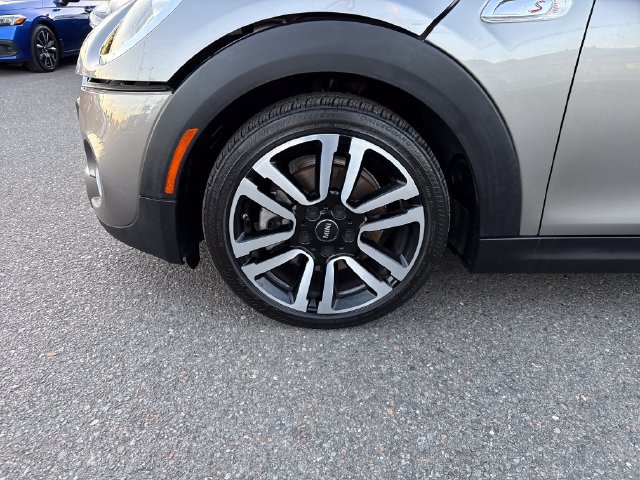 Used 2020 MINI Cooper S FWD image 27