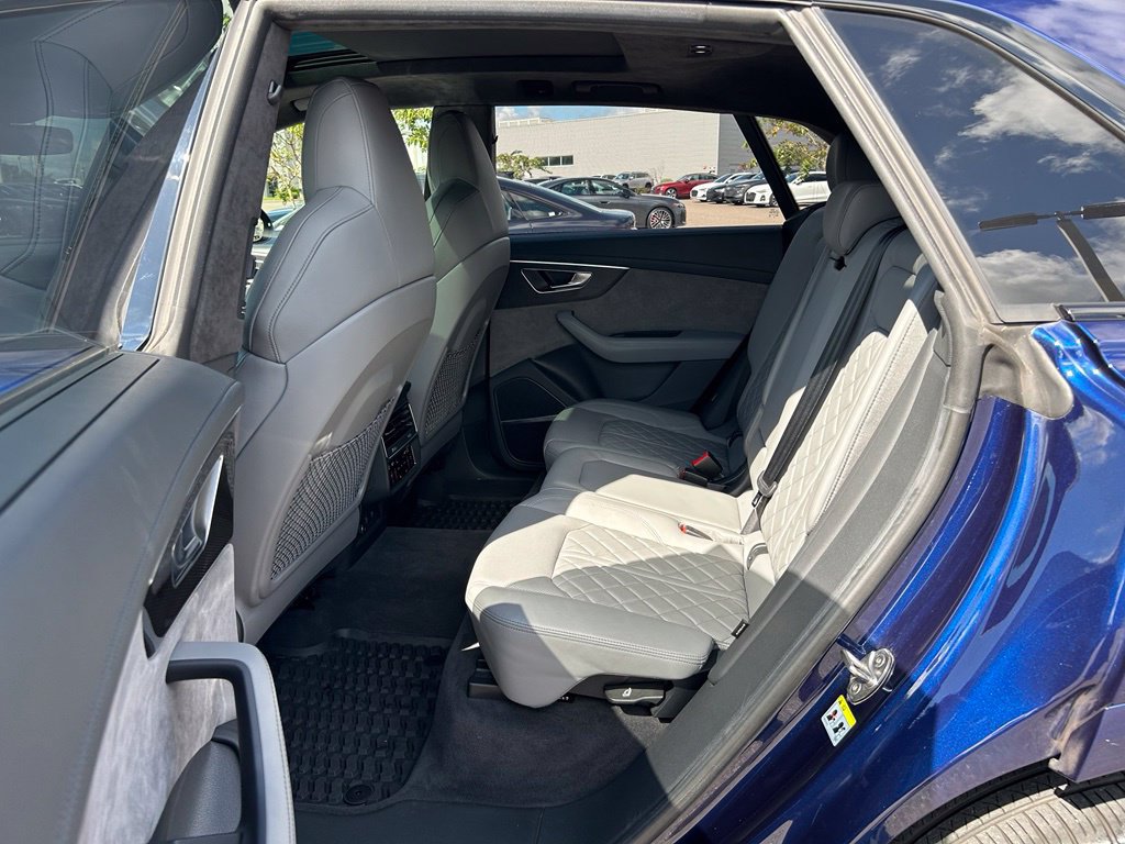 Used 2021 Audi SQ8 Prestige AWD/4WD image 55