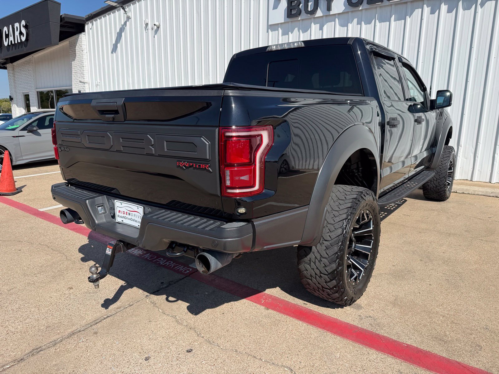 Used 2020 Ford F150 Raptor AWD/4WD image 8