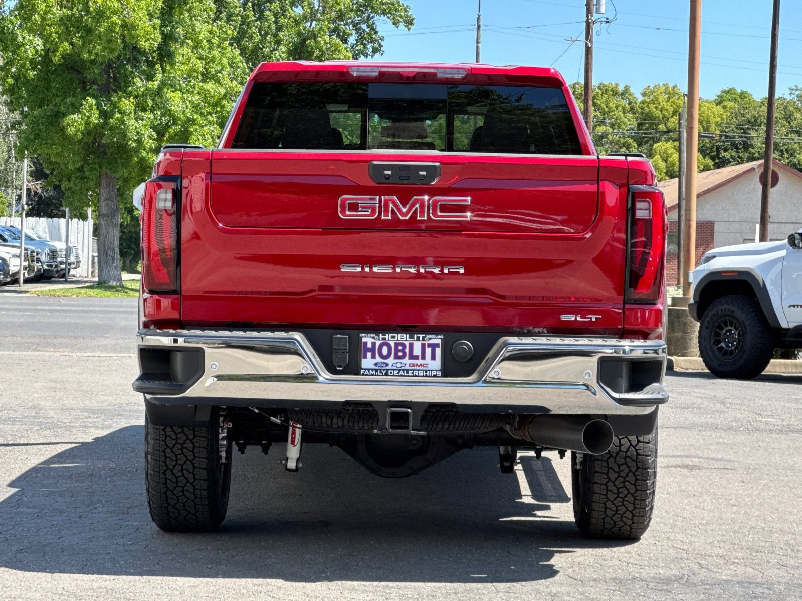New 2026 GMC Sierra 2500 SLT w/ SLT Premium Package AWD/4WD image 4