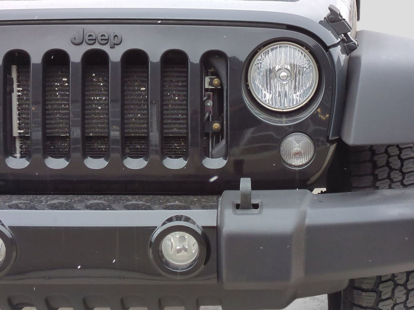 Used 2017 Jeep Wrangler Unlimited Willys image 13