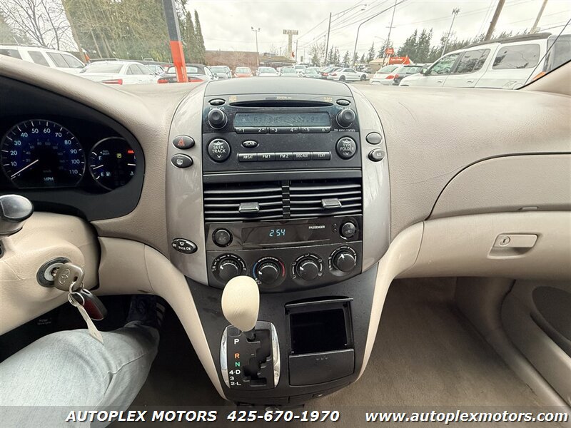 Used 2008 Toyota Sienna LE AWD/4WD image 15