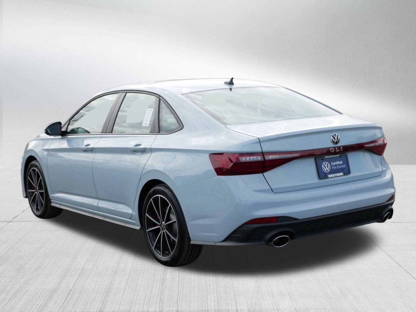 Certified 2025 Volkswagen Jetta GLI Autobahn image 5