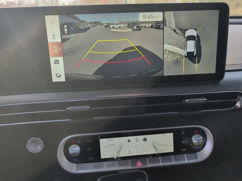 Used 2024 Genesis GV60 Advanced image 14