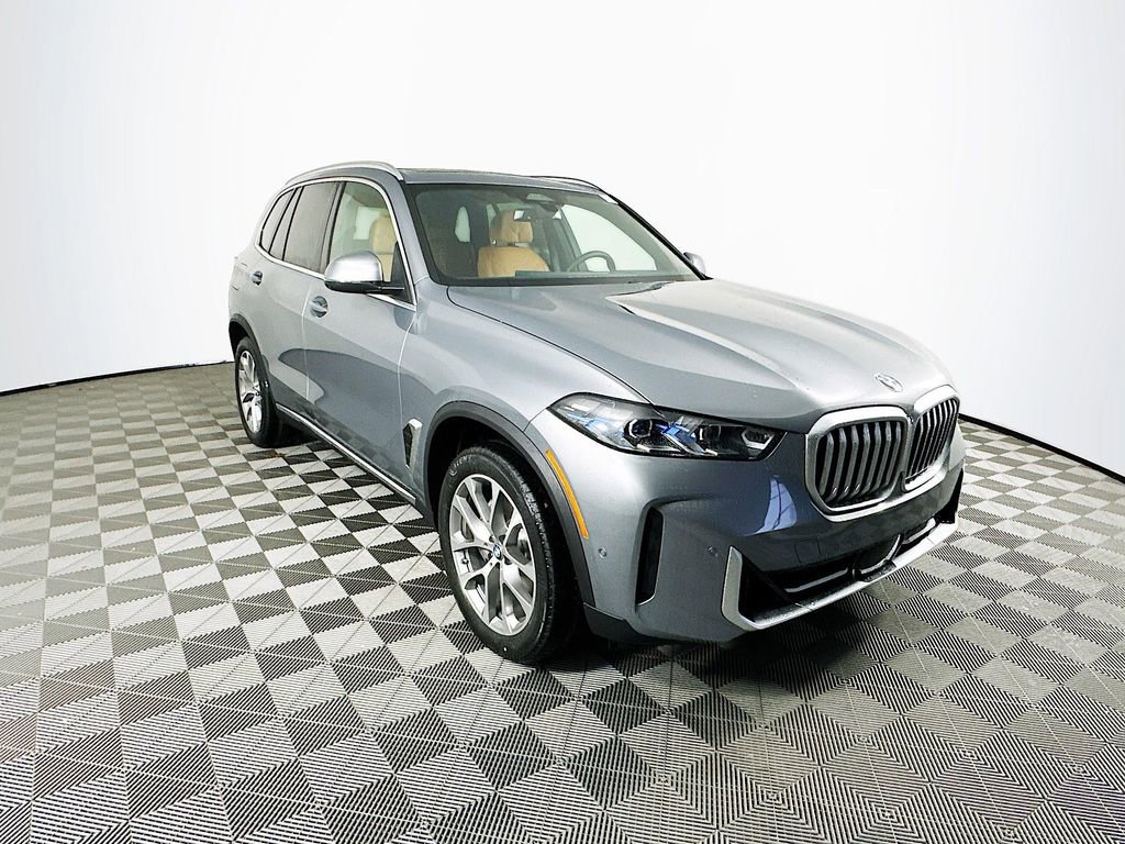 New 2026 BMW X5 xDrive40i w/ Climate Comfort Package image 2