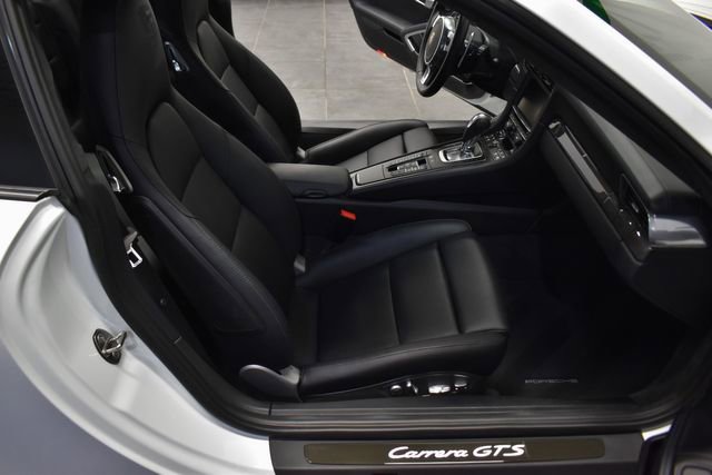 Used 2015 Porsche 911 Carrera GTS RWD image 21