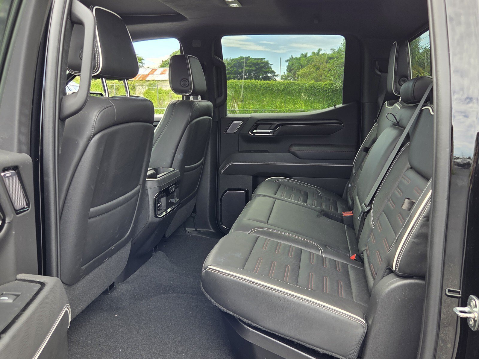 Certified 2023 GMC Sierra 1500 AT4X AWD/4WD image 10