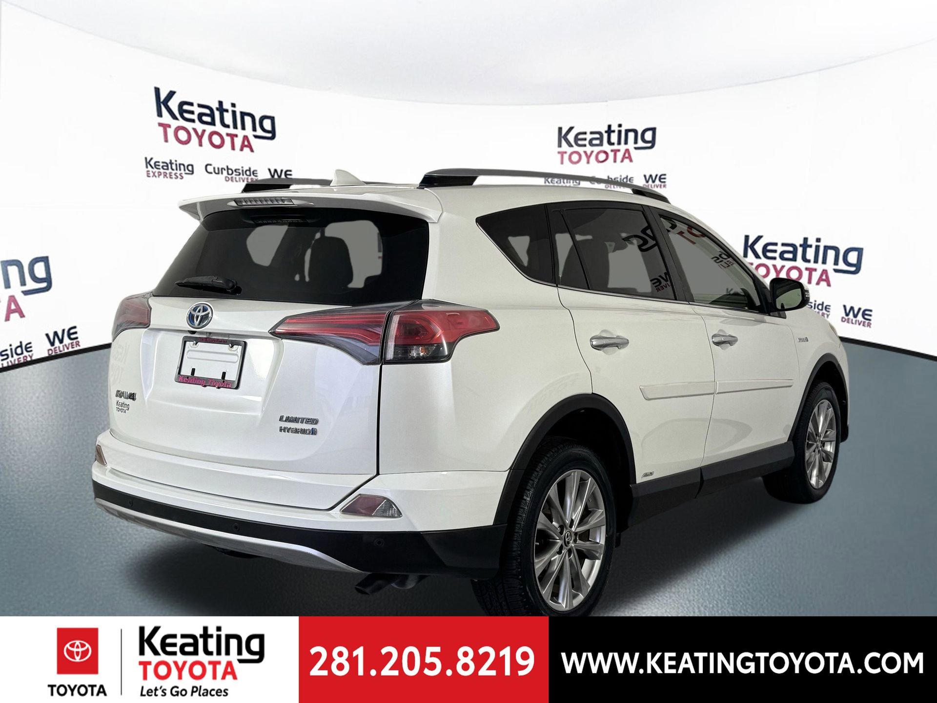 Used 2018 Toyota RAV4 Limited w/ Advanced Technology Package AWD/4WD image 5