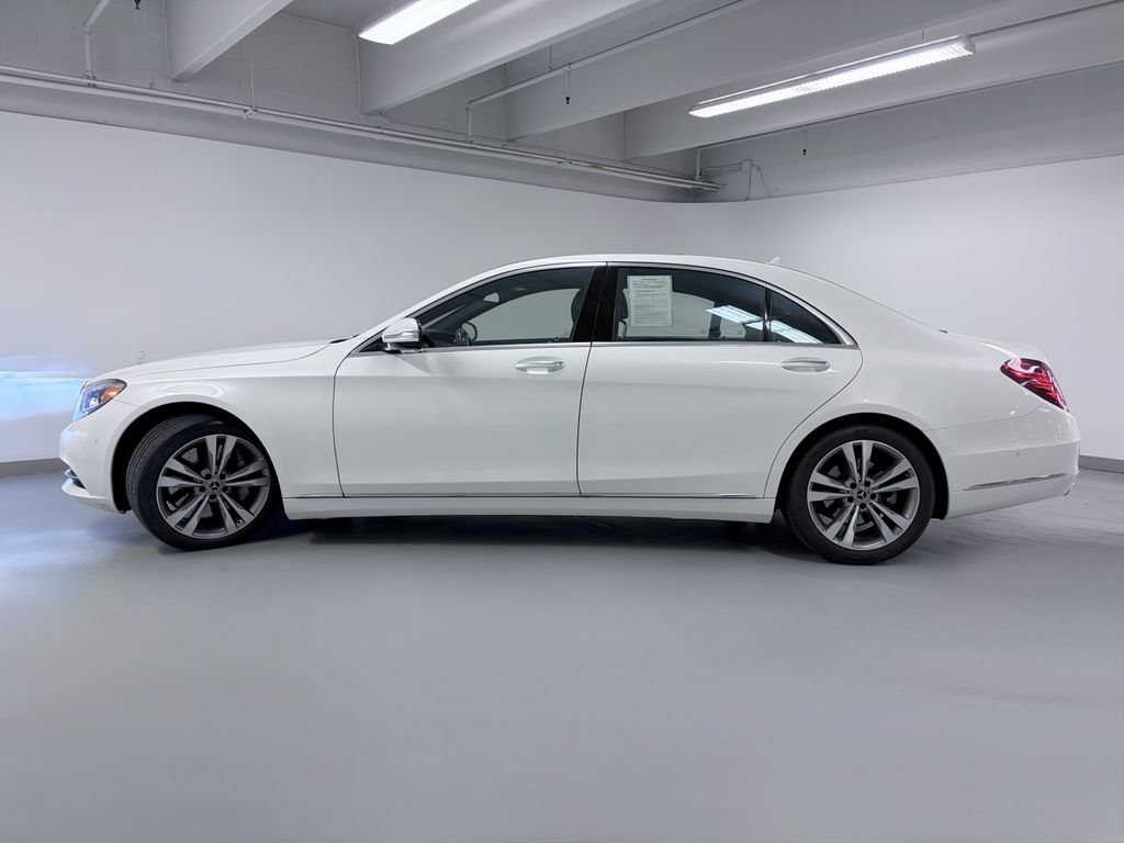 Used 2017 Mercedes-Benz S 550 4MATIC Sedan image 4