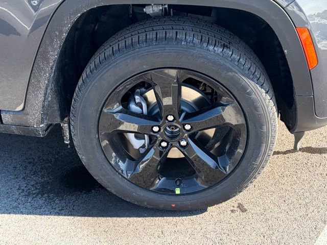 New 2026 Jeep Grand Cherokee Limited w/ Limited Altitude Package image 11