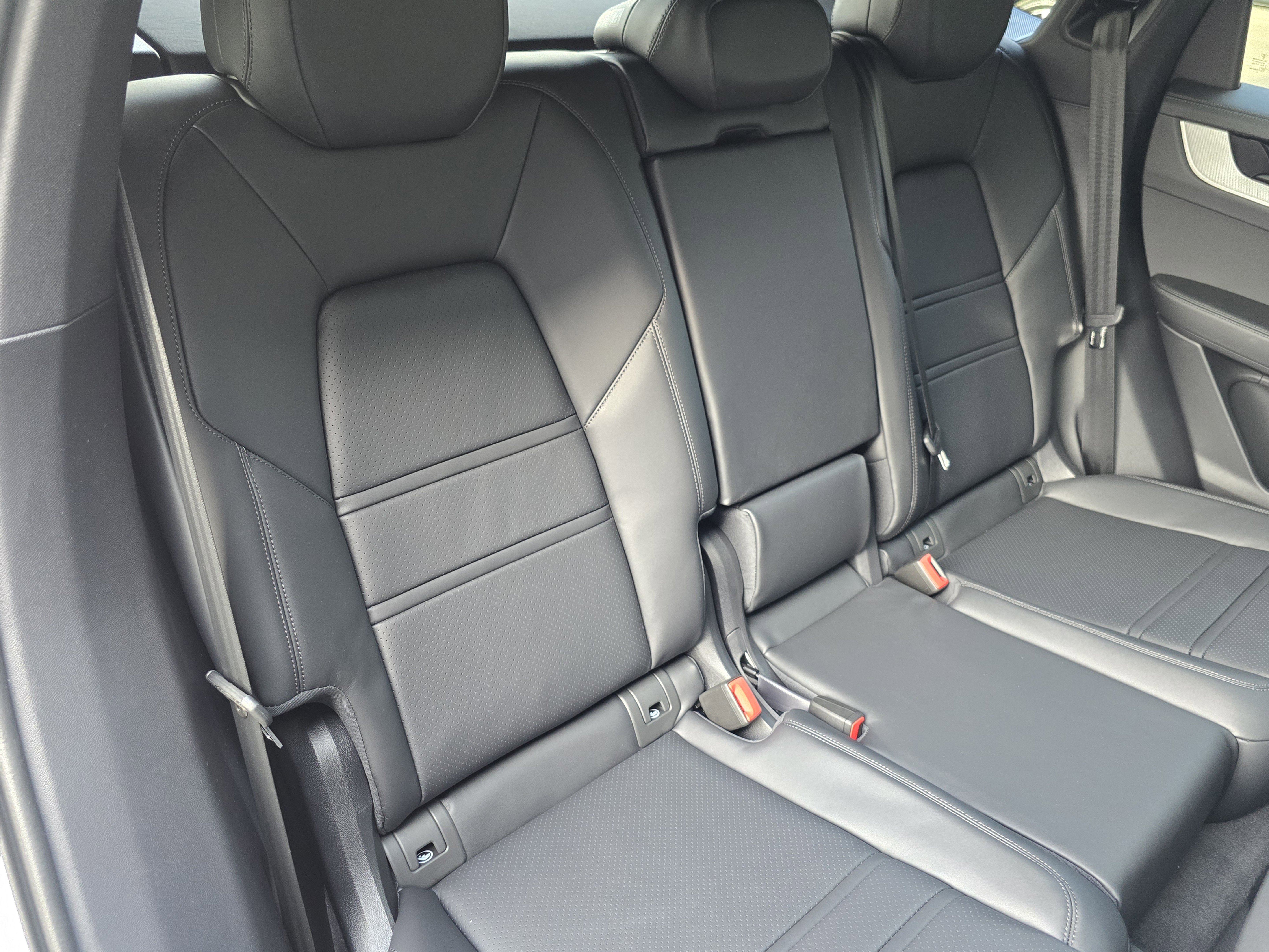 New 2025 Porsche Cayenne S image 22