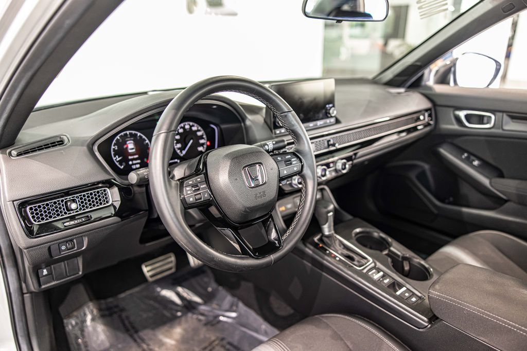 Used 2025 Honda Civic Sport image 19