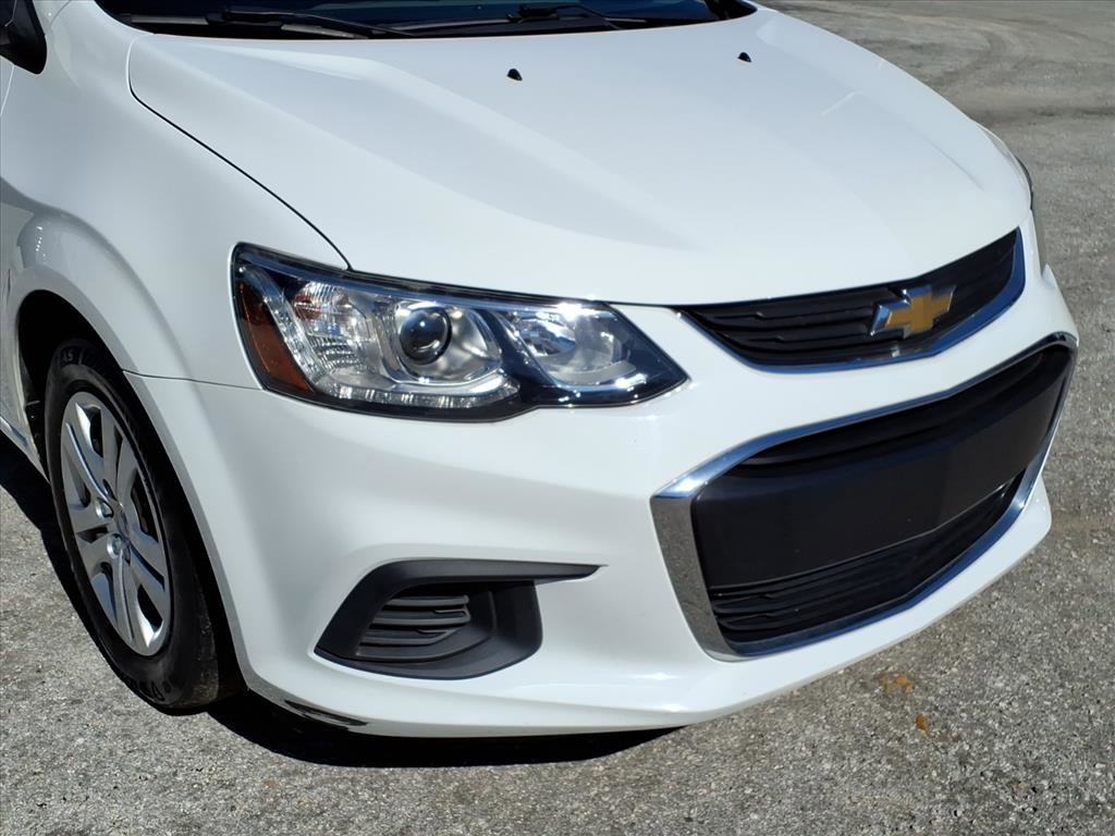 Used 2019 Chevrolet Sonic LT image 9