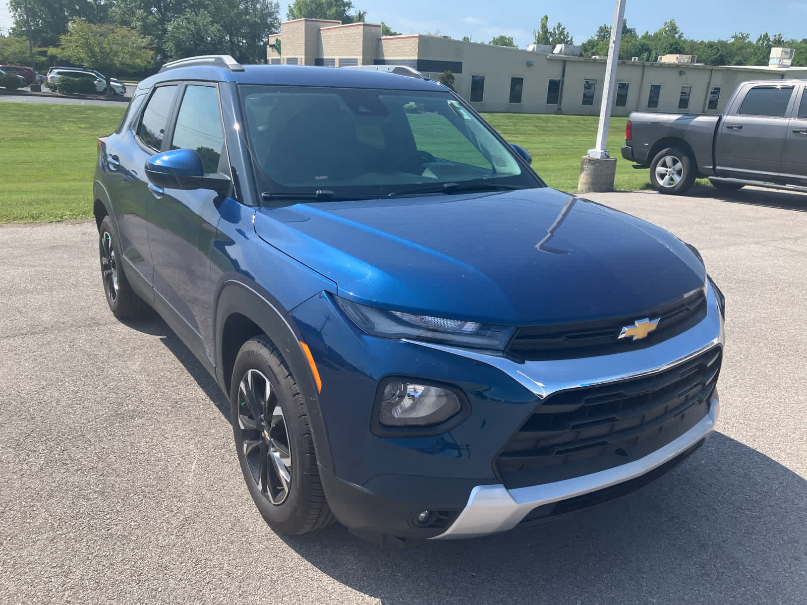 Used 2021 Chevrolet TrailBlazer LT w/ Convenience Package