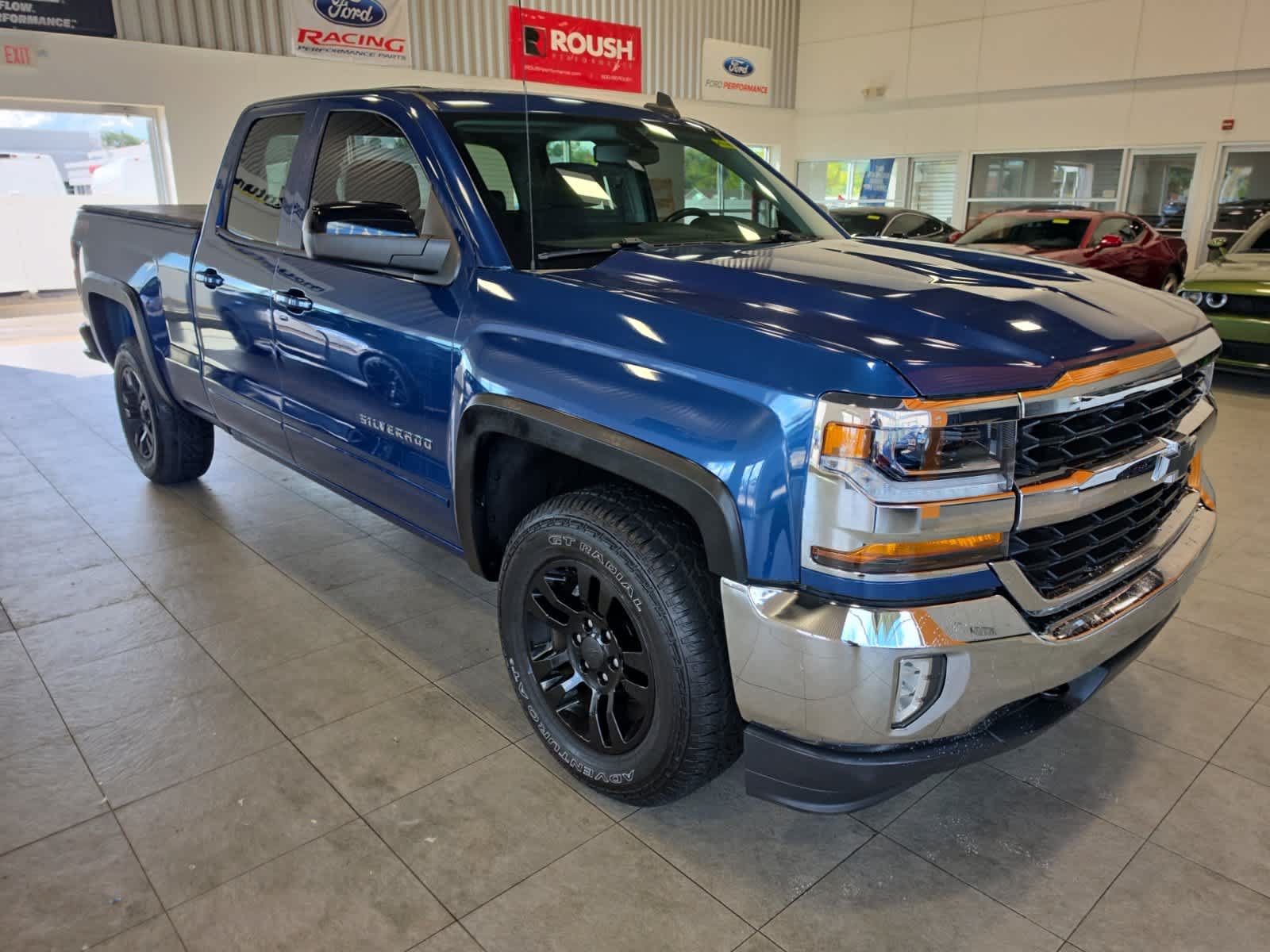Used 2018 Chevrolet Silverado 1500 LT w/ All Star Edition AWD/4WD image 5