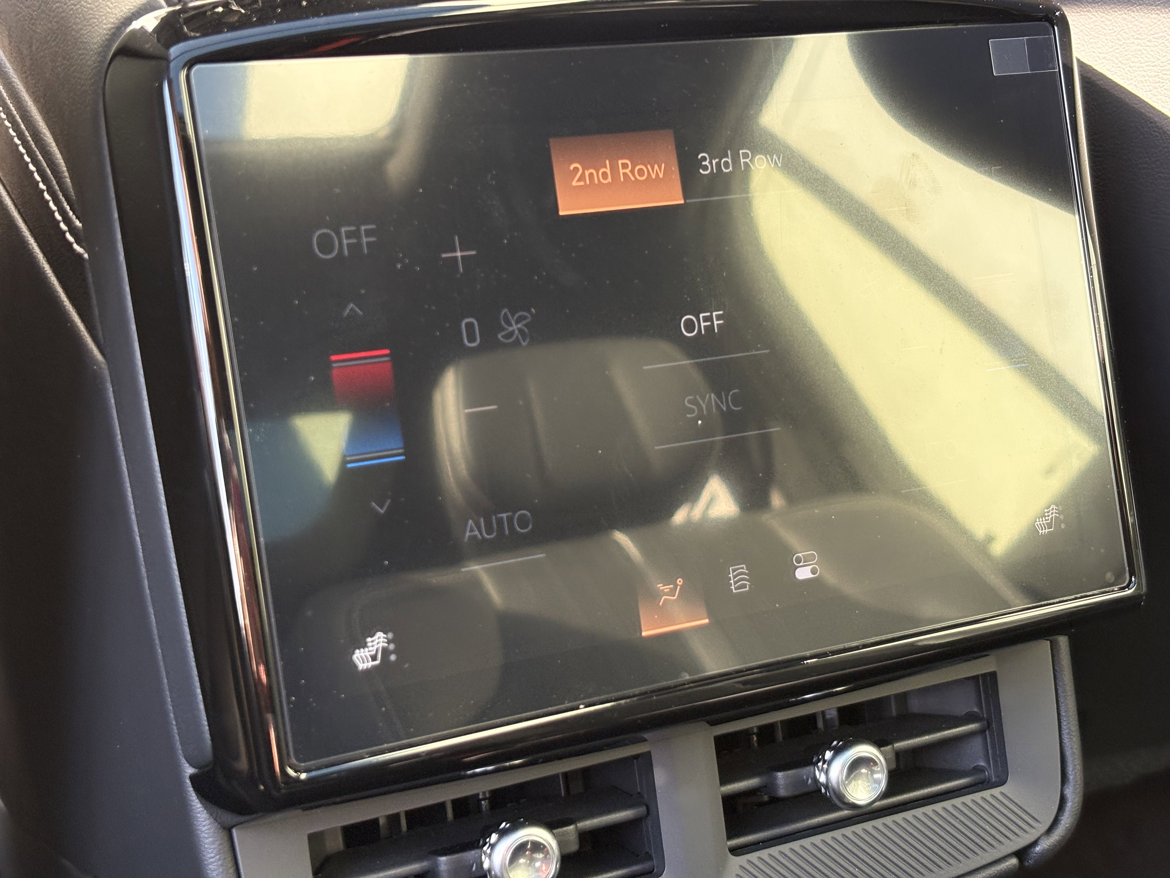 New 2026 Cadillac Vistiq Luxury w/ LPO, Floor Liner Package image 15