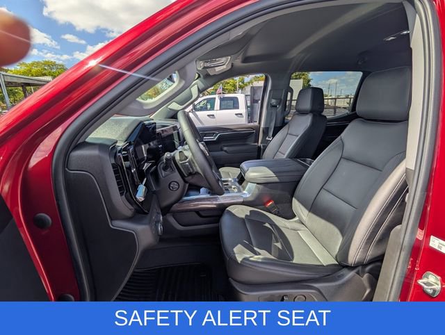 Used 2023 Chevrolet Silverado 1500 LTZ AWD/4WD image 9