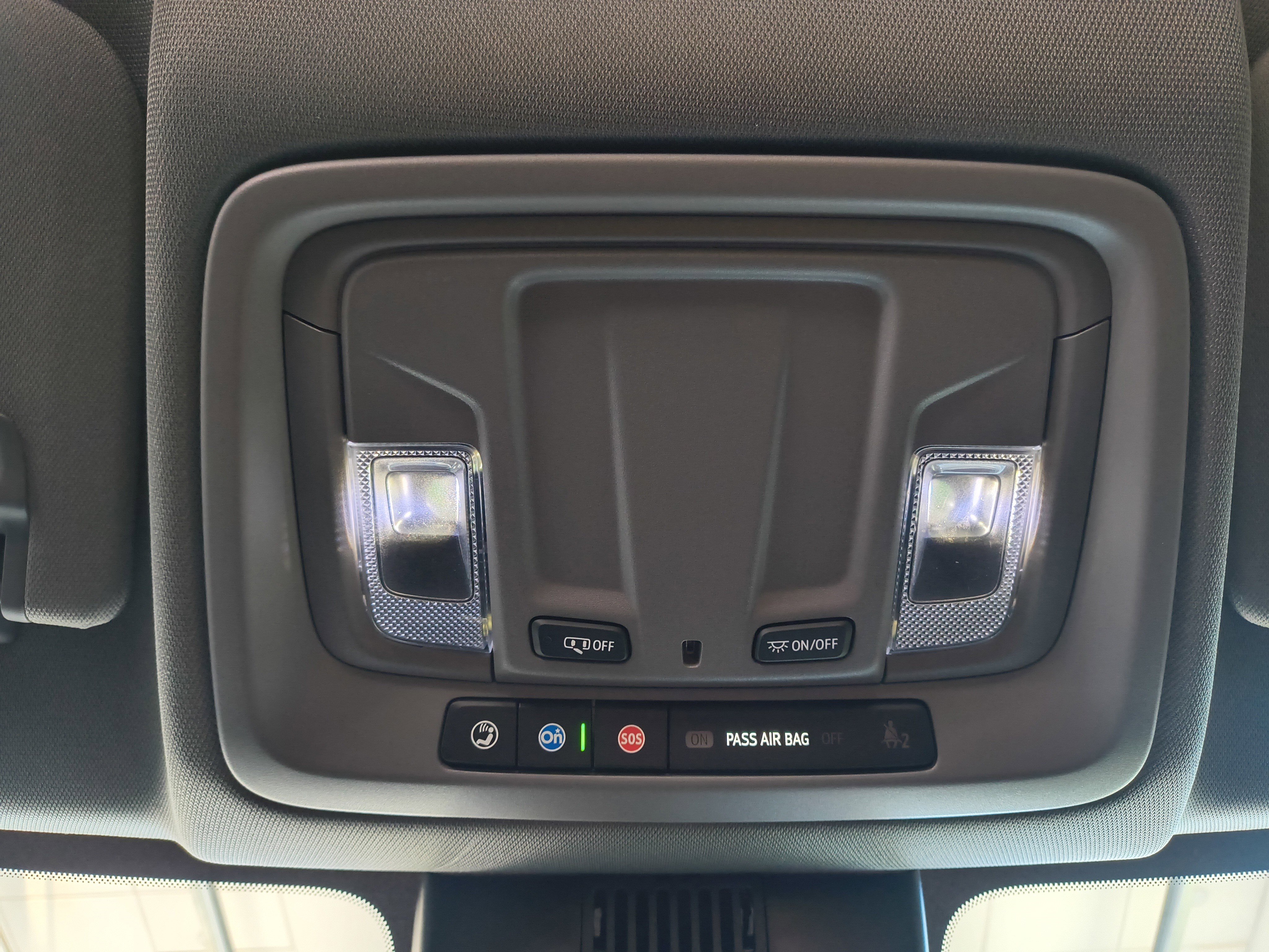 Used 2025 GMC Sierra 1500 Elevation image 18