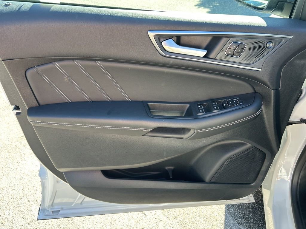 Used 2024 Ford Edge ST w/ Equipment Group 401A image 17