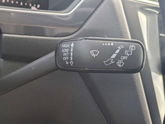 Used 2024 Volkswagen Tiguan S image 27