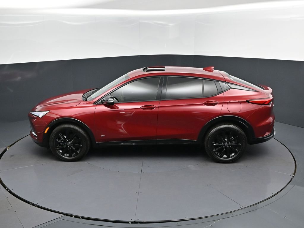 Used 2025 Buick Envista Sport Touring w/ Convenience II Package image 31