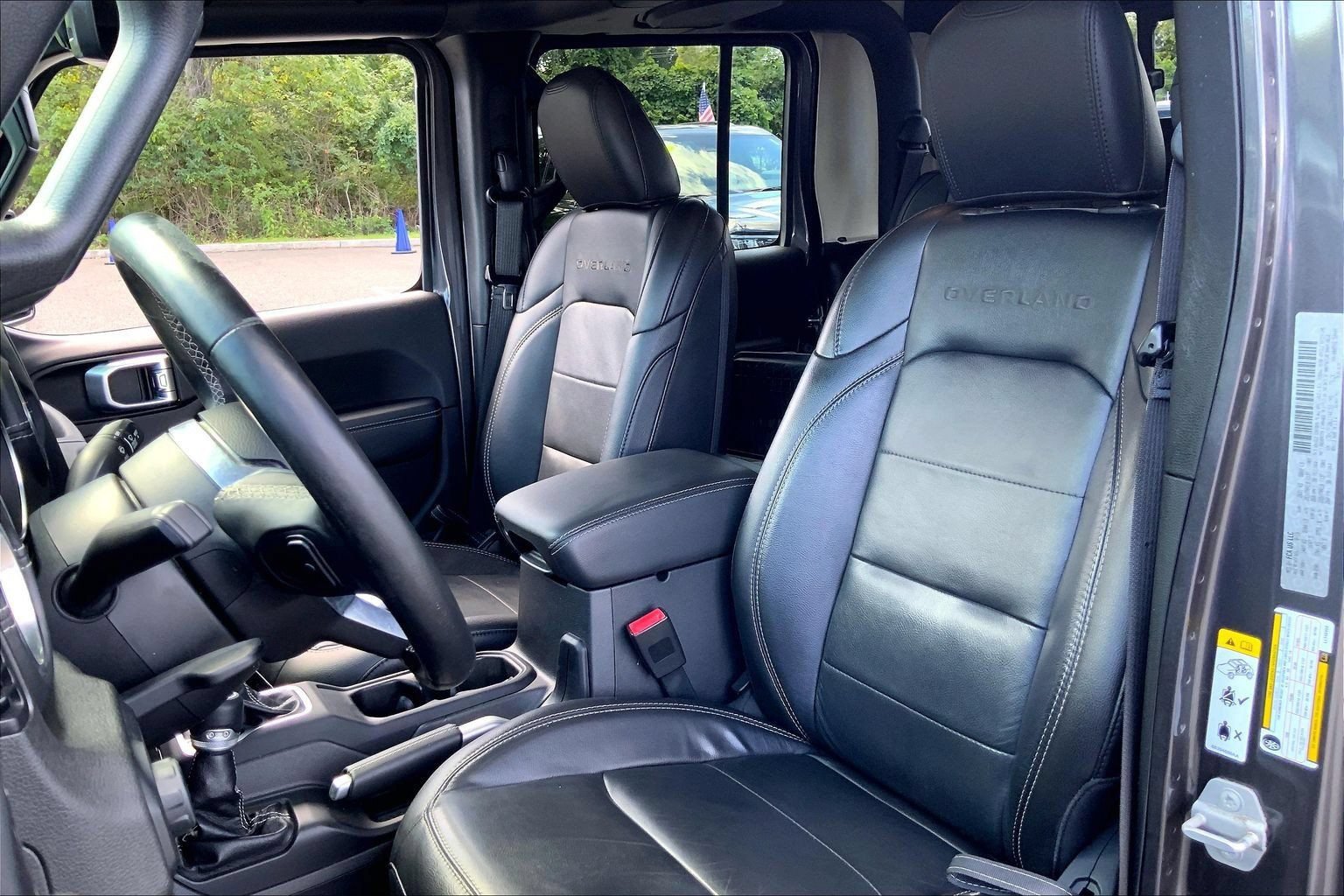 Used 2020 Jeep Gladiator Overland w/ Dual Top Group AWD/4WD image 8