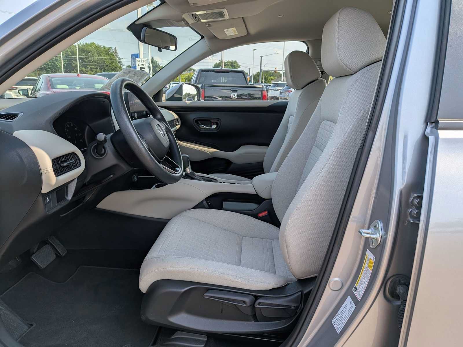 Certified 2024 Honda HR-V LX image 15