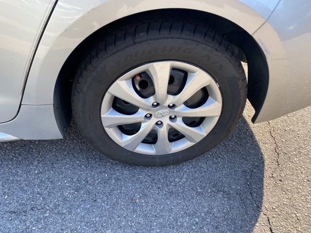 Used 2021 Toyota Corolla LE image 22