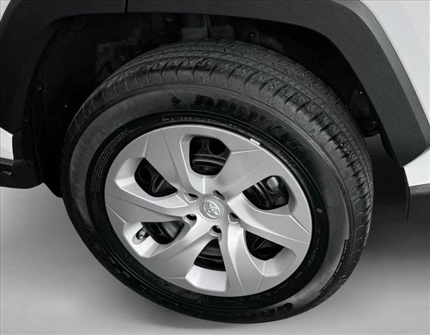 Used 2024 Toyota RAV4 LE AWD/4WD image 9