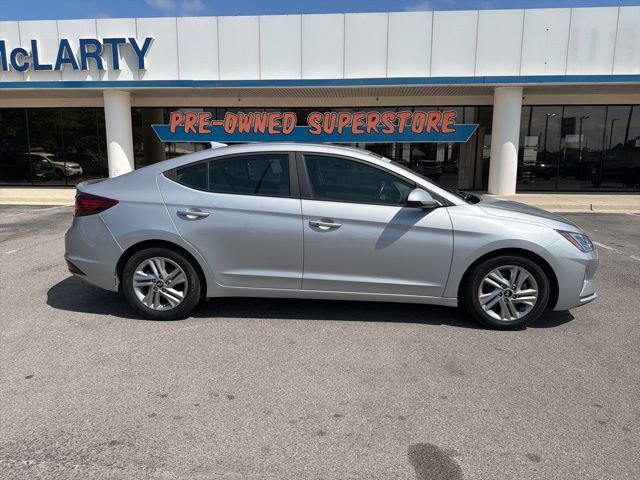 Used 2020 Hyundai Elantra Value Edition FWD image 3