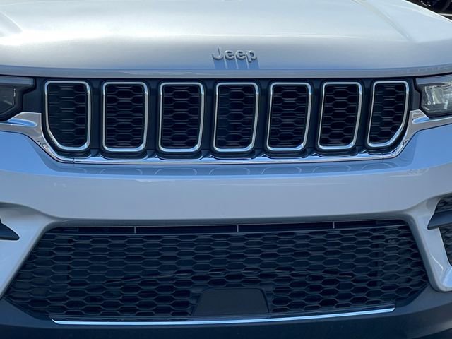 New 2026 Jeep Grand Cherokee Laredo X AWD/4WD image 40