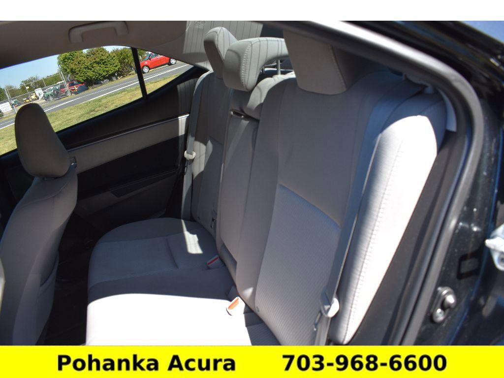 Used 2016 Toyota Corolla LE FWD image 31