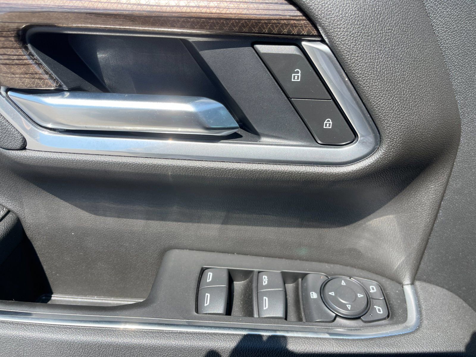 Used 2026 Chevrolet Silverado 1500 RST w/ LPO, Dark Essentials Package image 13