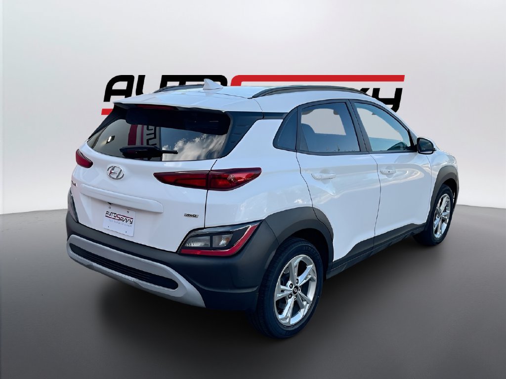 Used 2022 Hyundai Kona SEL AWD/4WD image 7