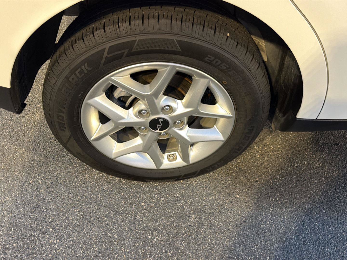 Used 2024 Kia Soul LX w/ Option Group 015 FWD image 36