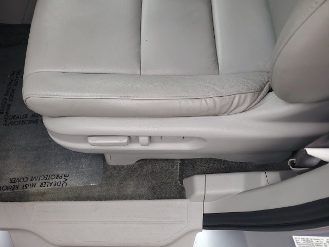 Used 2016 Honda Odyssey EX-L image 17