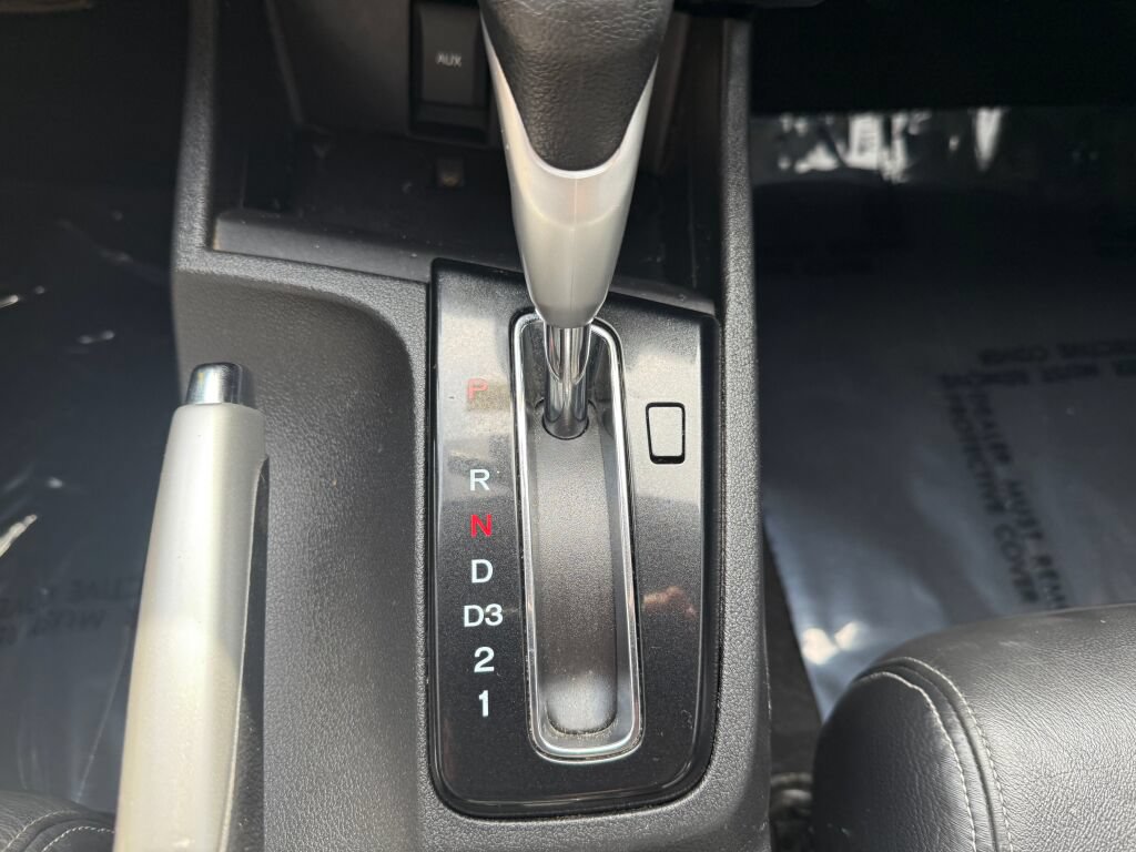 Used 2013 Honda Civic EX-L image 17
