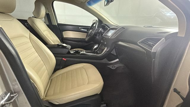 Used 2018 Ford Edge SEL w/ Equipment Group 201A AWD/4WD image 28
